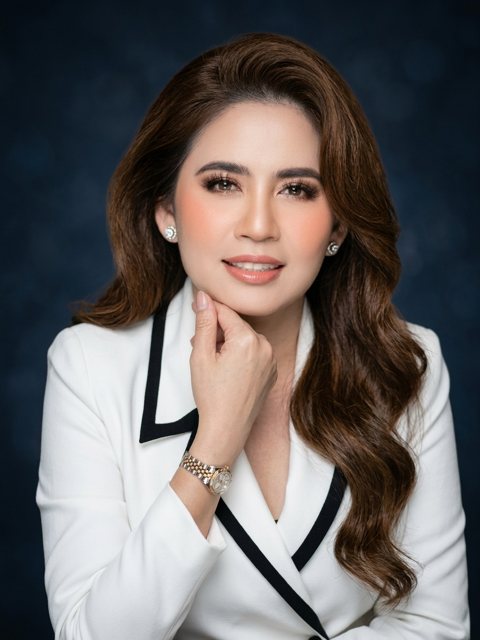 Portrait of Tina Dinh